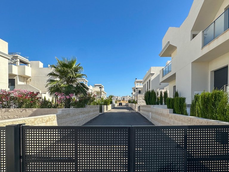 Villa for Sale in Rojales, Alicante 49