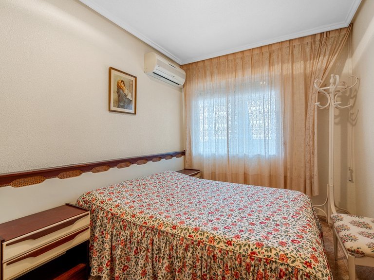 Apartment for Sale in Torrevieja, Alicante 11
