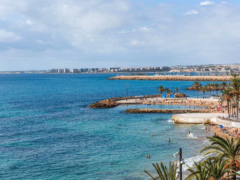 Apartment for Sale in Torrevieja, Alicante 30