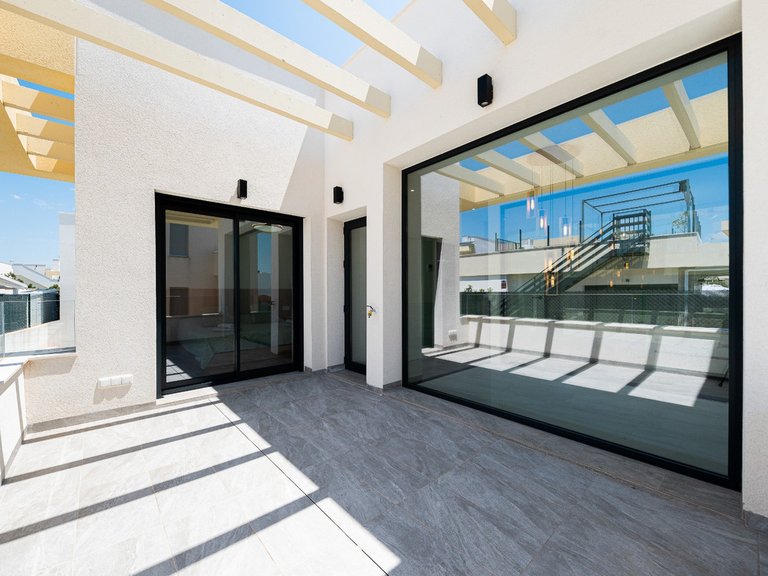 Villa for Sale in Los Montesinos, Alicante 28