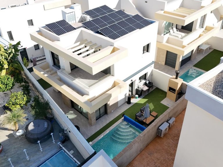 Villa for Sale in Los Montesinos, Alicante 44