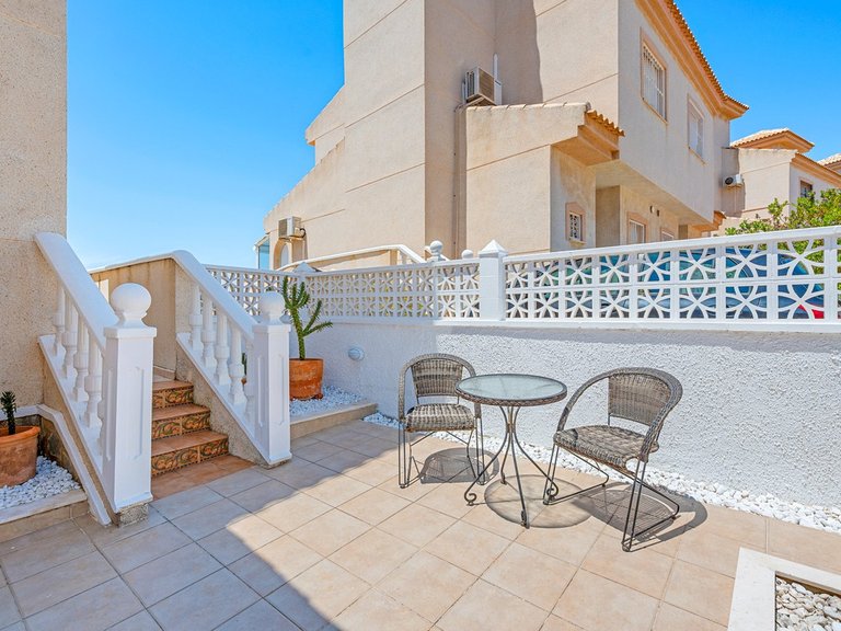 Villa for Sale in Rojales, Alicante 32
