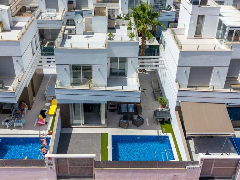 Villa for Sale in Rojales, Alicante 3
