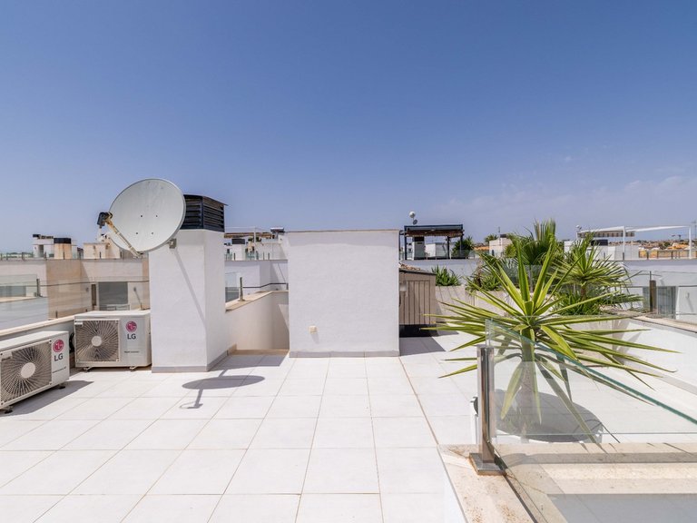 Villa for Sale in Rojales, Alicante 30
