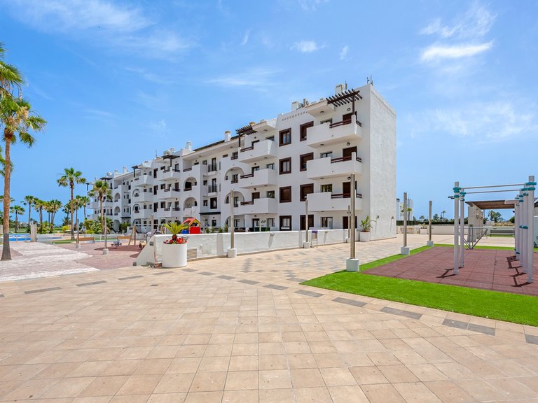 Apartment for Sale in Los Alcazares, Murcia 26