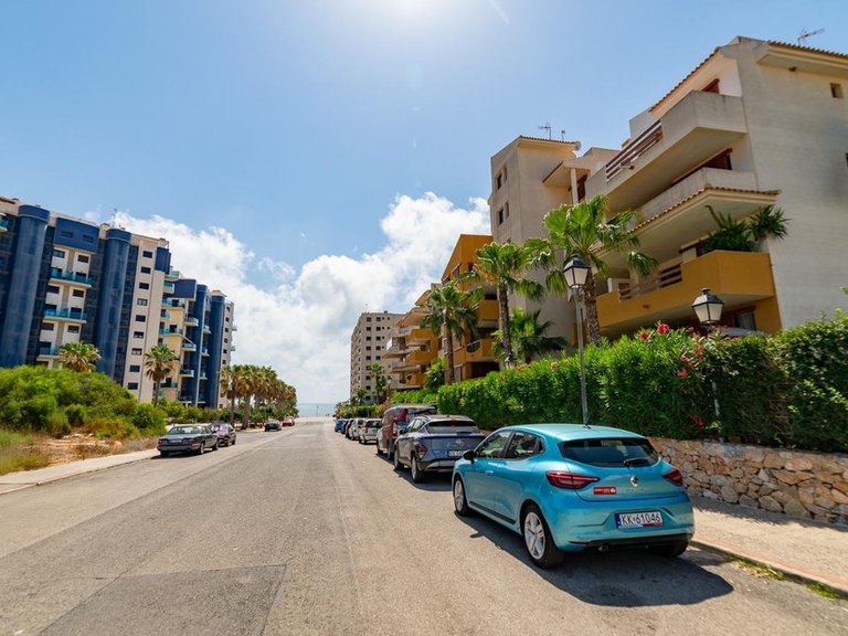 Apartment for Sale in Torrevieja, Alicante 15