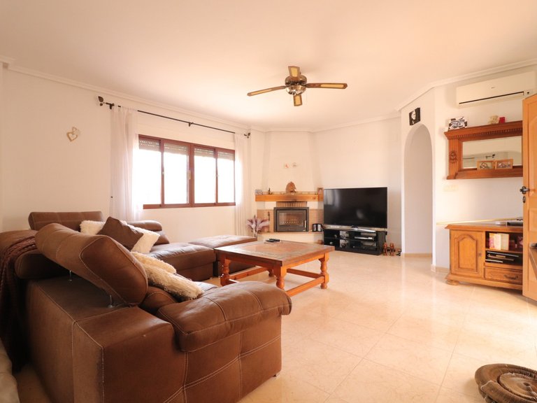 Villa for Sale in Formentera Del Segura, Alicante 7