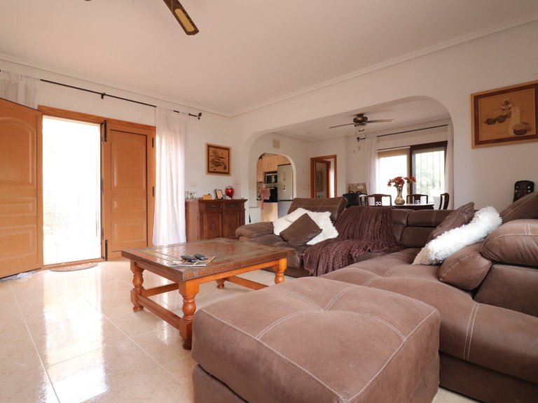 Villa for Sale in Formentera Del Segura, Alicante 8