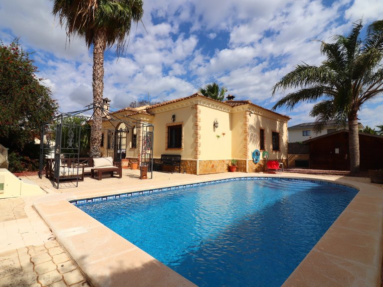 Villa for Sale in Formentera Del Segura, Alicante 27