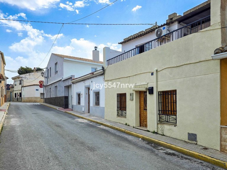 Town House for Sale in Pinoso, Alicante 24