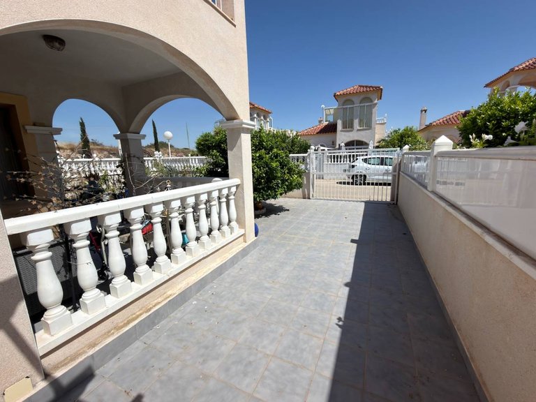 Villa for Sale in Algorfa, Alicante 12