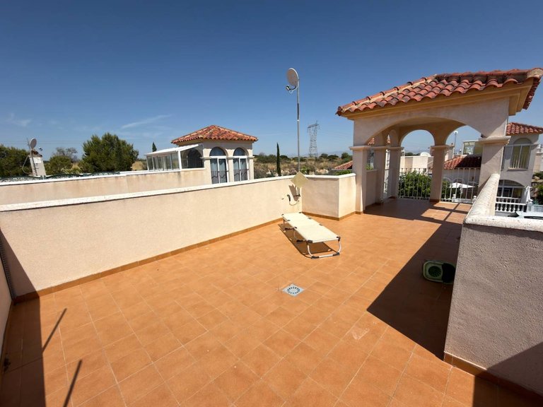 Villa for Sale in Algorfa, Alicante 16