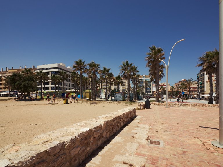 Apartment for Sale in Torrevieja, Alicante 38