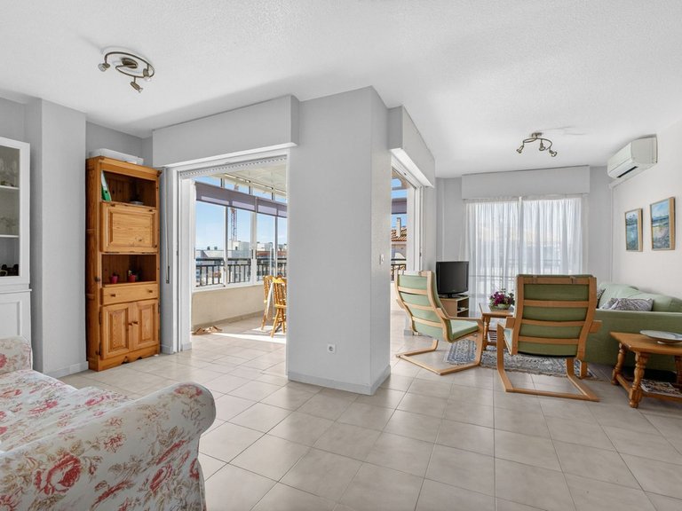 Apartment for Sale in Torrevieja, Alicante 11