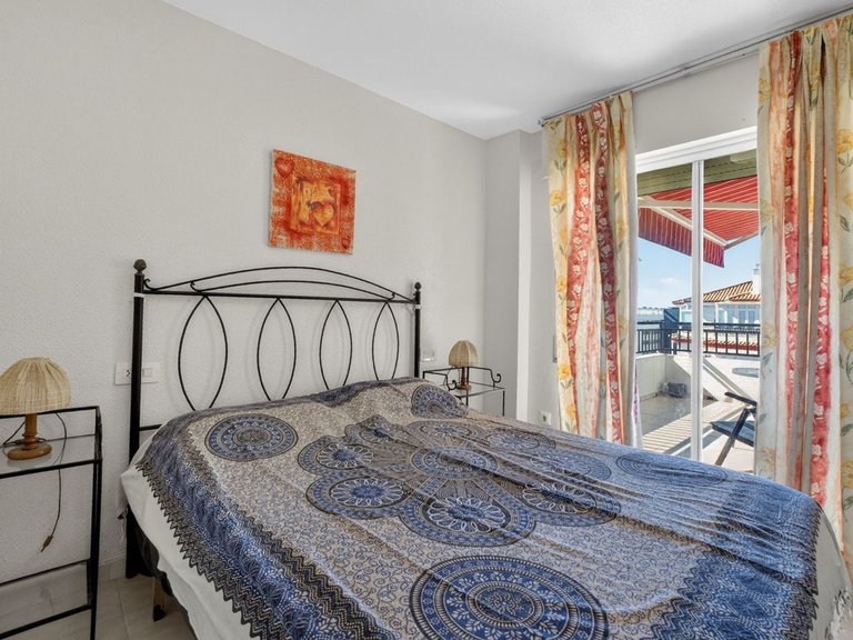 Apartment for Sale in Torrevieja, Alicante 14