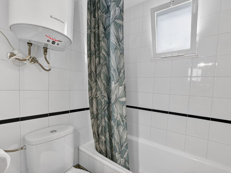 Apartment for Sale in Torrevieja, Alicante 20