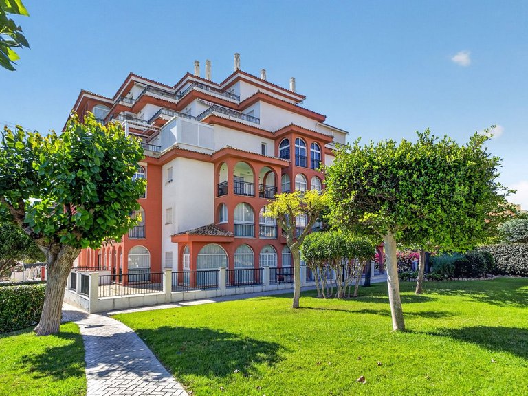 Apartment for Sale in Torrevieja, Alicante 31