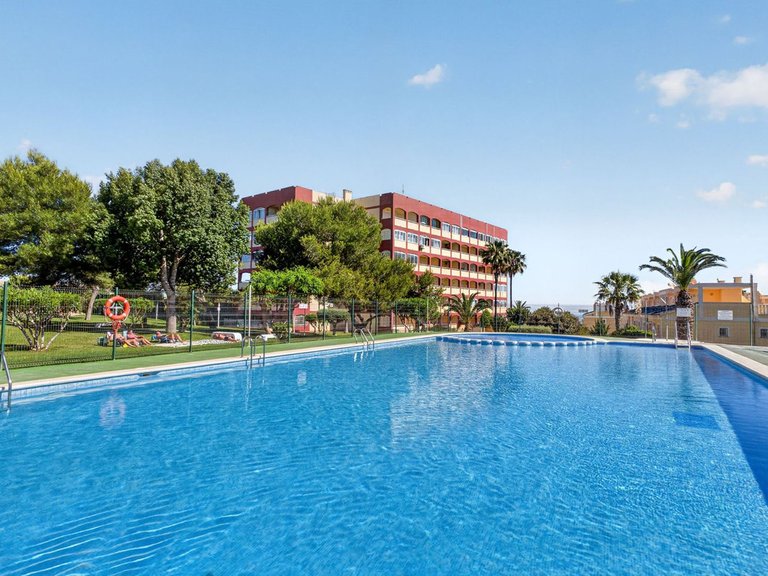 Apartment for Sale in Torrevieja, Alicante 34