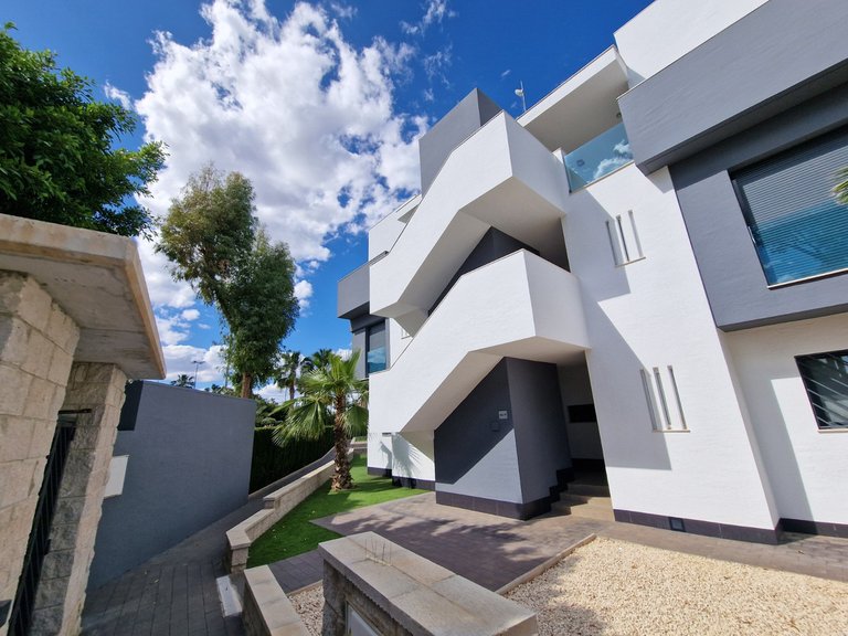 Apartment for Sale in Guardamar Del Segura, Alicante 1