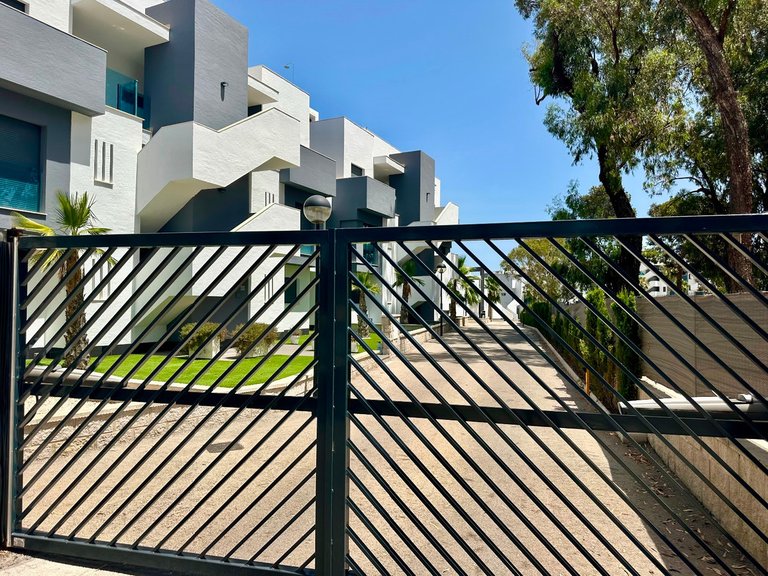Apartment for Sale in Guardamar Del Segura, Alicante 32