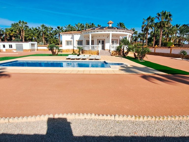 Villa for Sale in Catral, Alicante 23
