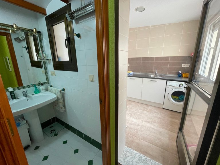 Town House for Sale in Guardamar Del Segura, Alicante 28