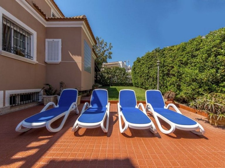 Villa for Sale in Torrevieja, Alicante 3