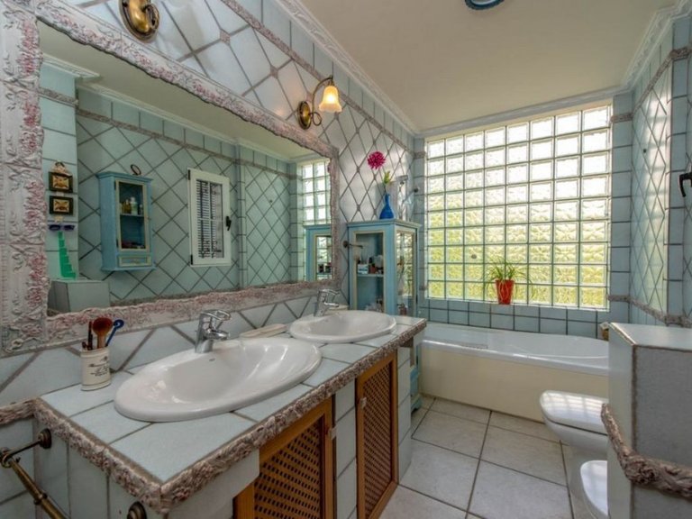 Villa for Sale in Torrevieja, Alicante 19