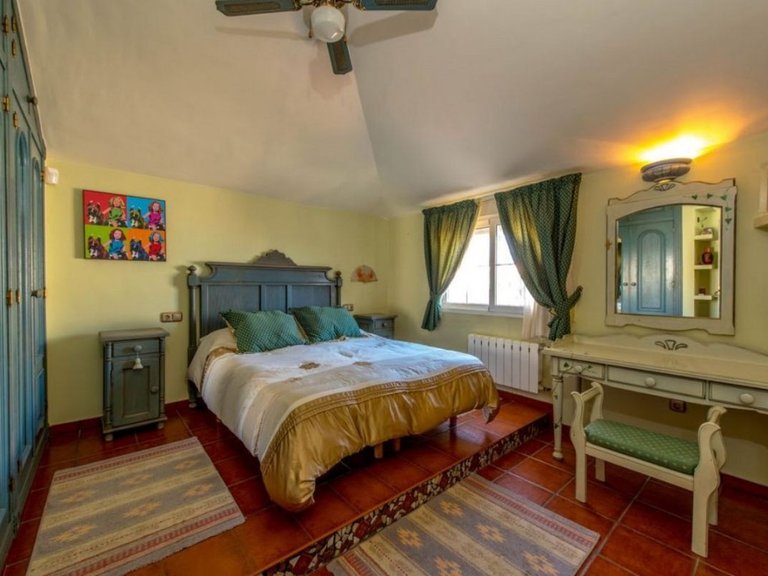 Villa for Sale in Torrevieja, Alicante 27