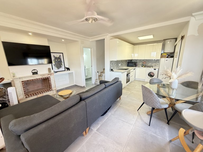 Villa for Sale in Villamartin, Alicante 3