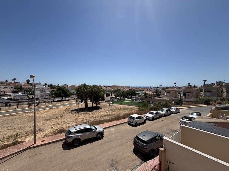 Villa for Sale in Villamartin, Alicante 15