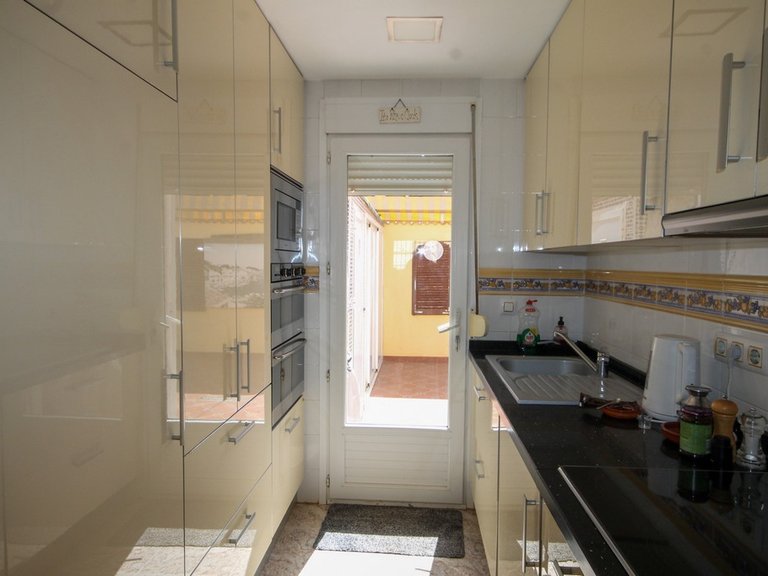 Town House for Sale in Villamartin, Alicante 9