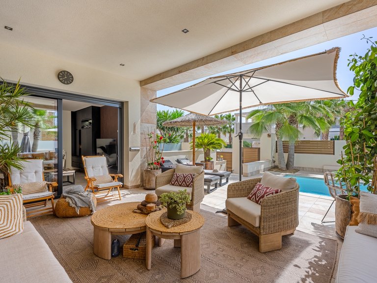 Villa for Sale in Benijofar, Alicante 10