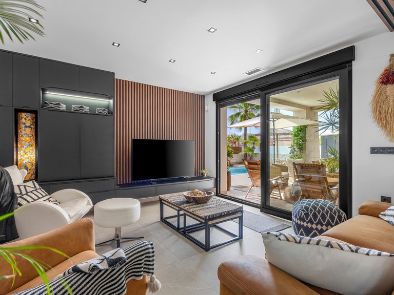 Villa for Sale in Benijofar, Alicante 27