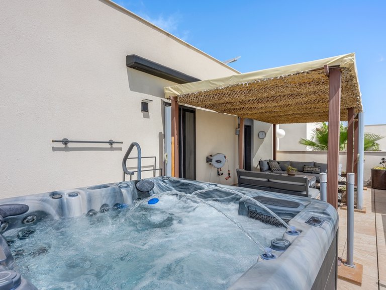 Villa for Sale in Benijofar, Alicante 37