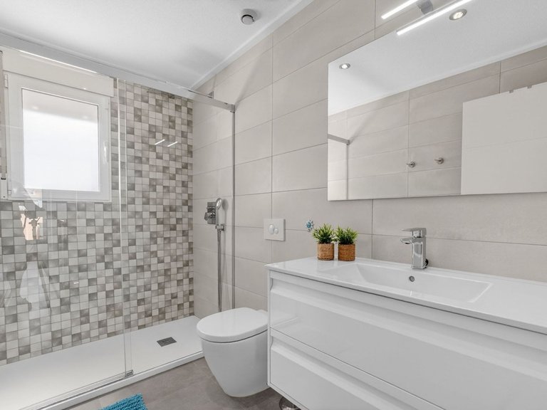 Town House for Sale in Cabo Roig, Alicante 24