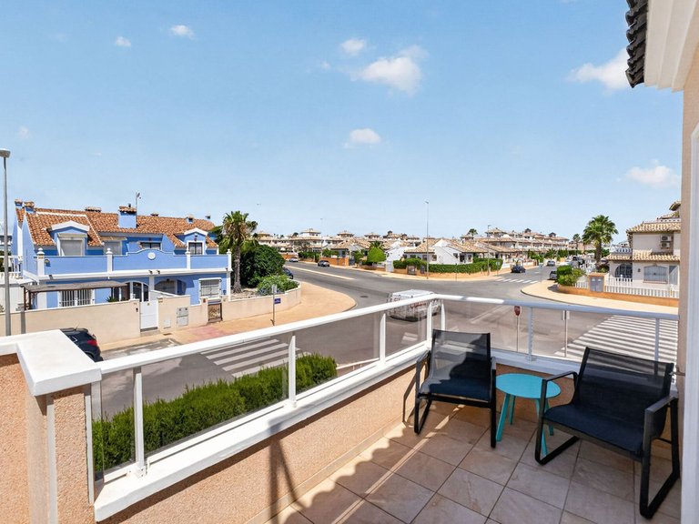 Town House for Sale in Cabo Roig, Alicante 27