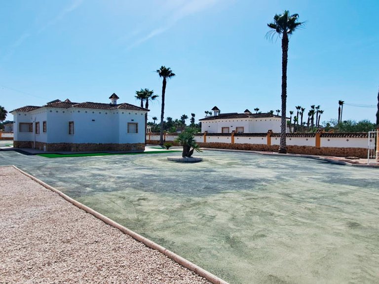 Villa for Sale in Catral, Alicante 19