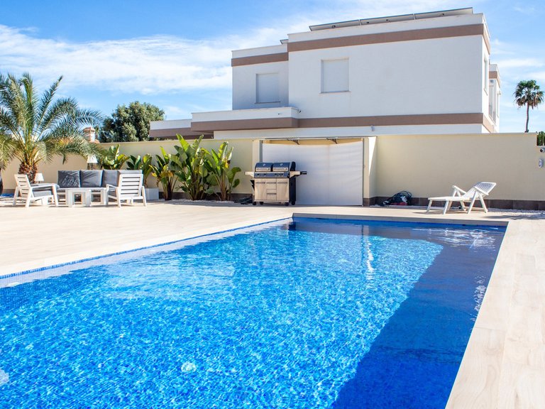 Villa for Sale in Torrevieja, Alicante 6