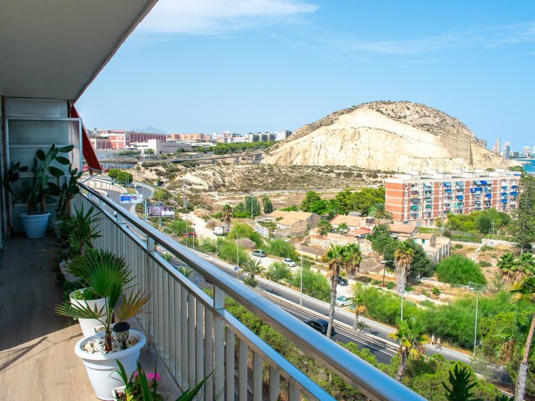 Apartment for Sale in Alicante, Alicante 18
