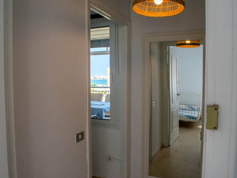 Apartment for Sale in Alicante, Alicante 39