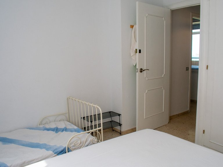 Apartment for Sale in Alicante, Alicante 45