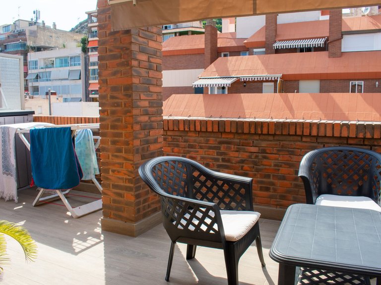 Apartment for Sale in Alicante, Alicante 46