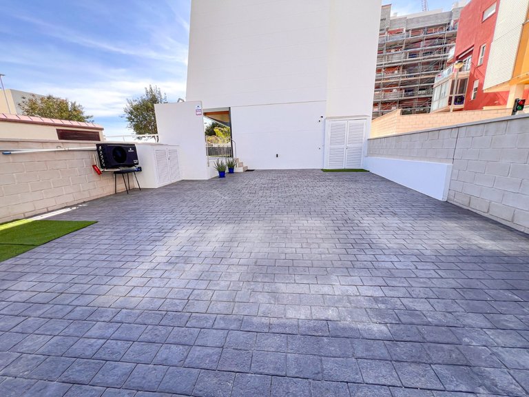 Apartment for Sale in Guardamar Del Segura, Alicante 26