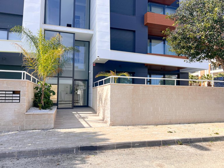 Apartment for Sale in Guardamar Del Segura, Alicante 30