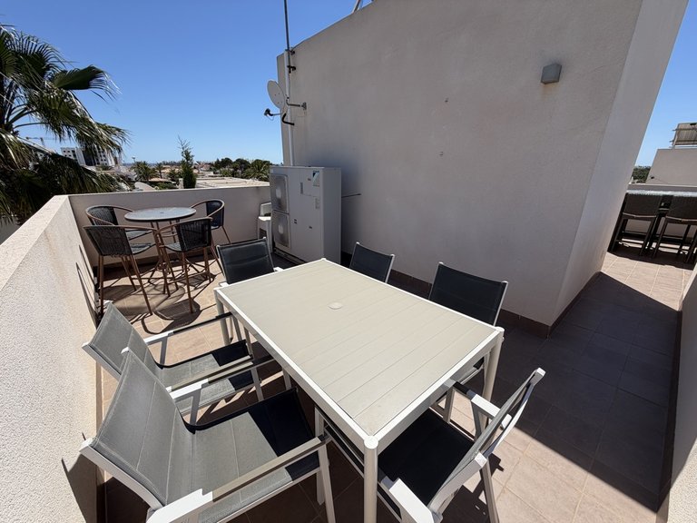 Villa for Sale in Mil Palmeras, Alicante 27