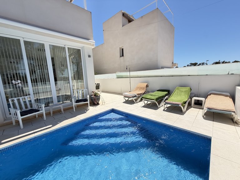 Villa for Sale in Mil Palmeras, Alicante 34