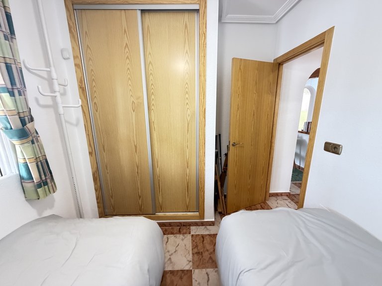 Apartment for Sale in La Zenia, Alicante 9