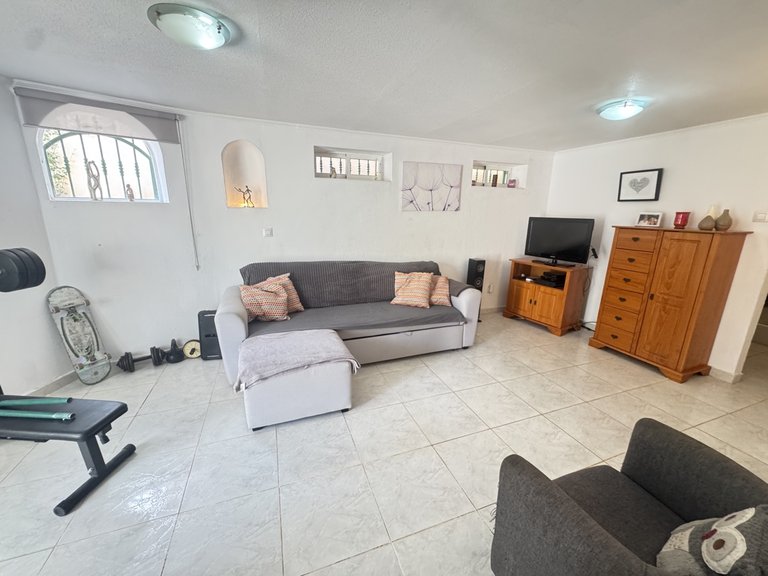 Villa for Sale in Villamartin, Alicante 16