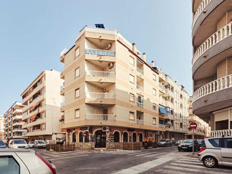 Apartment for Sale in Torrevieja, Alicante 13